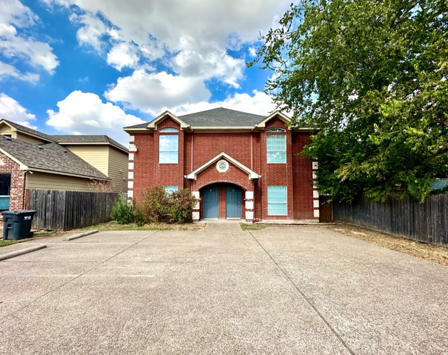 Photo - 1916 S 15th St Townhome