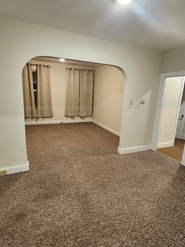 Photo - 24 S Market St Unit 24 S Market St