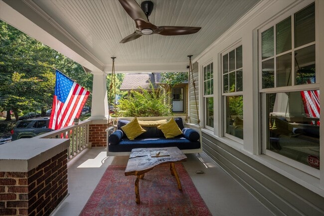 Photo - 2038 Dartmouth Pl