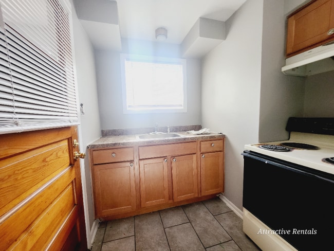 Photo - 10720 S Ridgeland Ave