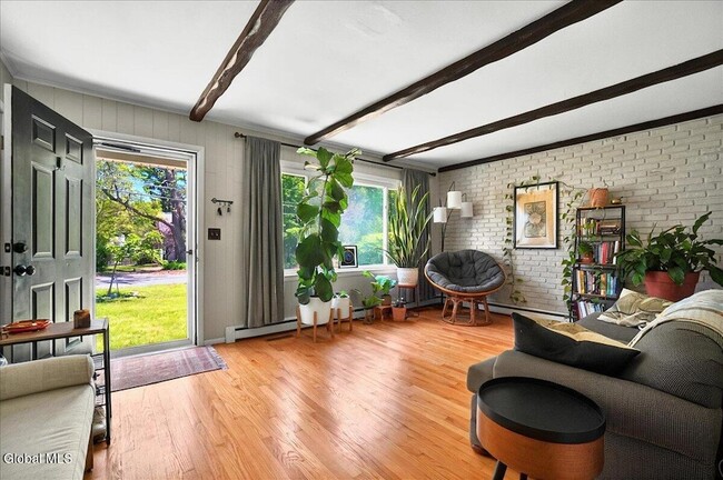 Photo - 4 Willey St Unit 1