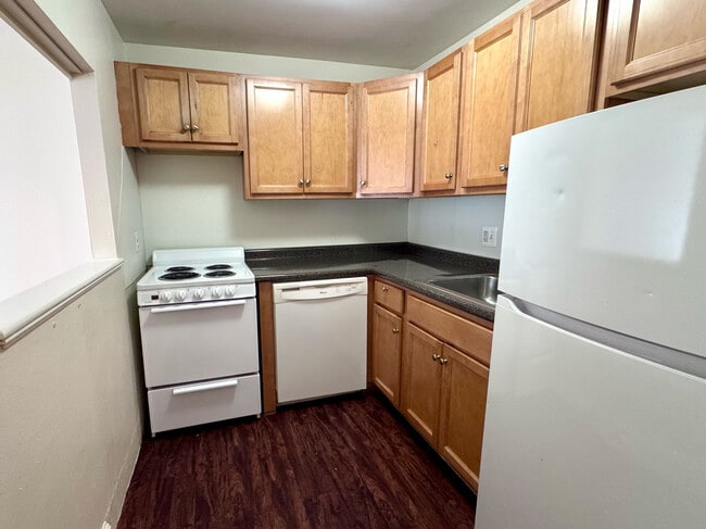 Photo - 48 Lancaster Ter Unidad 101