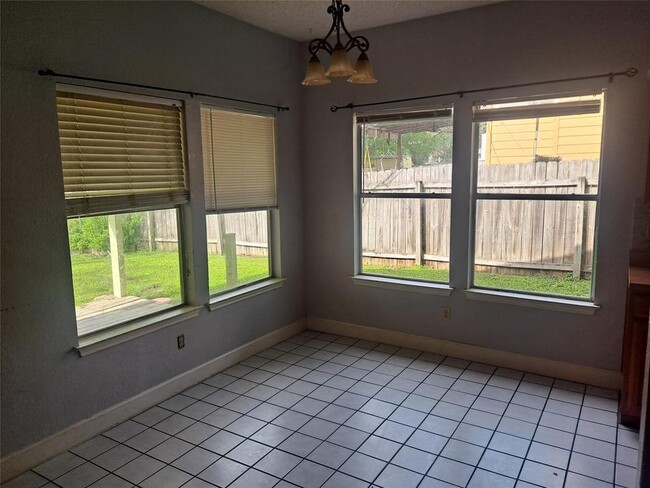 Photo - 16401 Framingham Cir