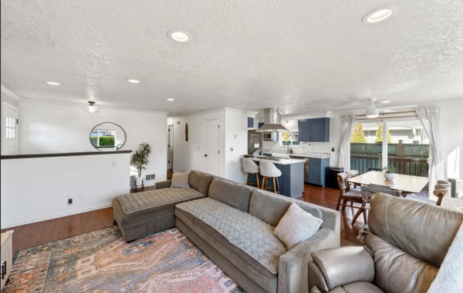 Photo - 1110 Fenwick St