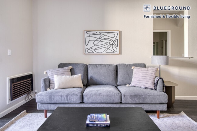 Photo - 20661 Forge Way Unidad FL0-ID776