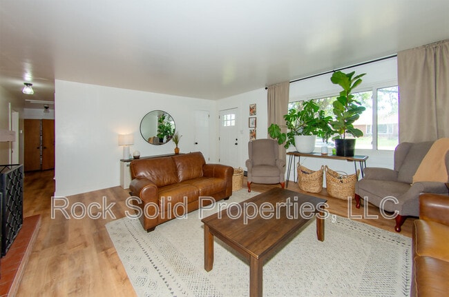 Photo - 5512 Frederick Dr