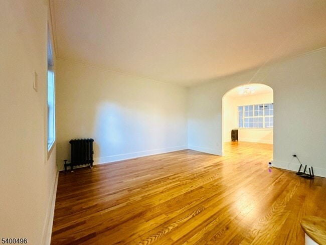 Photo - 355 Valley Blvd