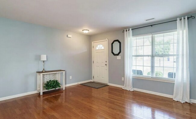 116 Willow Ridge Dr