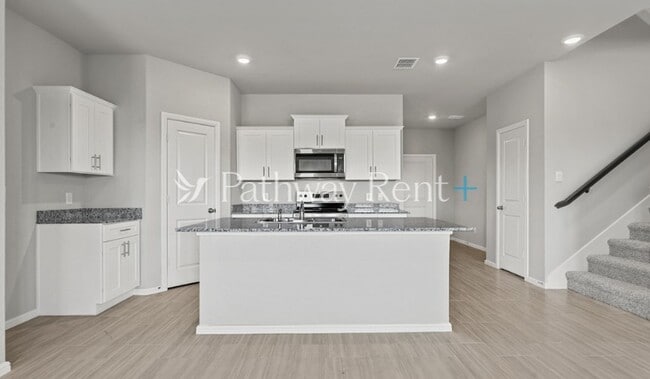 Photo - 8408 Hollymead Ln