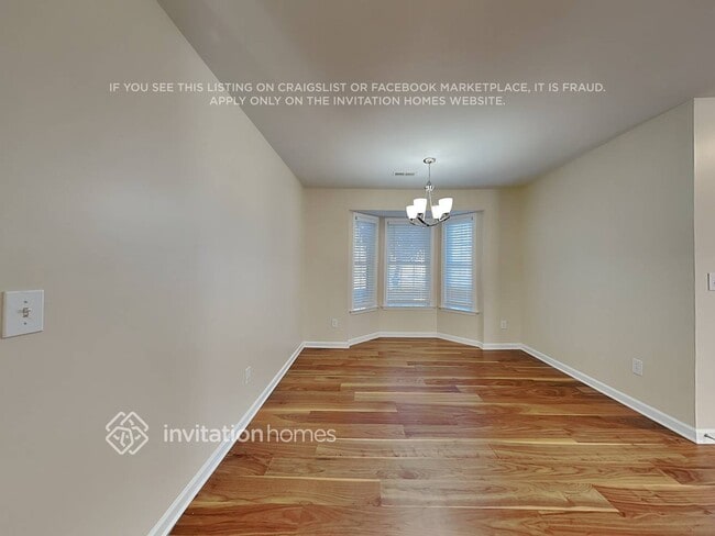 Photo - 435 Stoney Run Dr