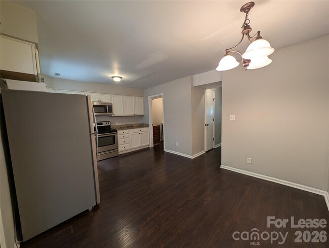Photo - 9111 Sharonbrook Dr