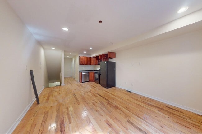 Building Photo - 1526 N Carlisle St Unit B