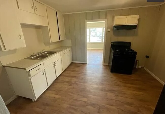Photo - 1136 Sunset Dr