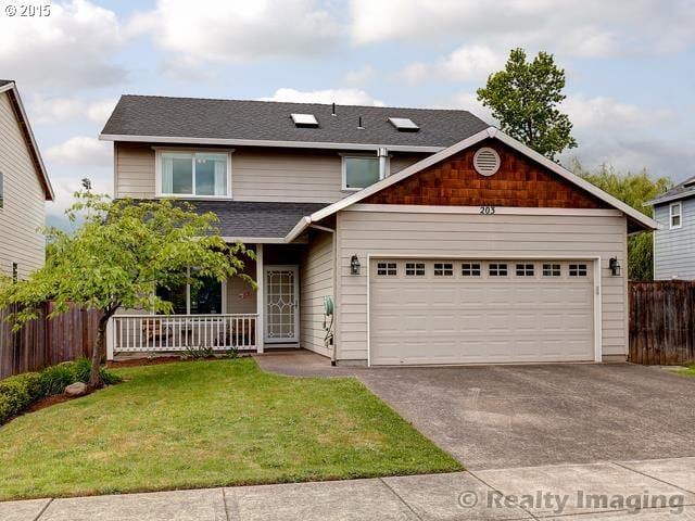 Building Photo - 203 NE 55th Ave