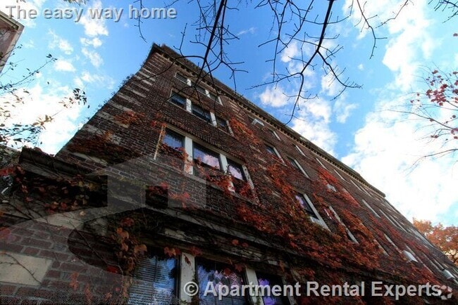 Building Photo - 1558 Massachusetts Ave Unit #42 Rental