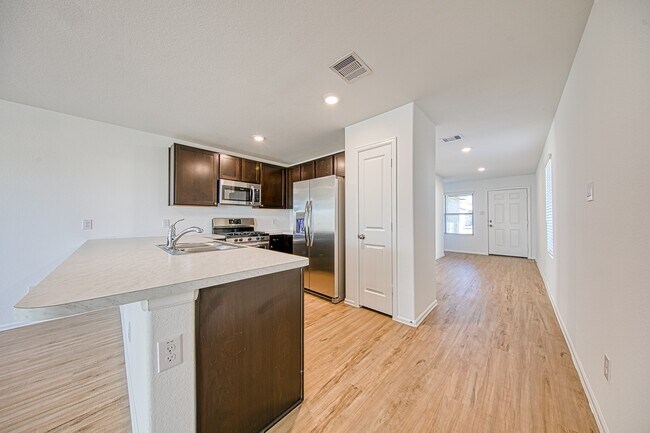 Photo - 14418 Woodcott Warren Wy