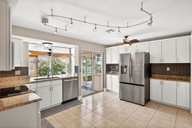Photo - SFH  North Fort Myers 4419 Unidad 4419 N Pacific Circle