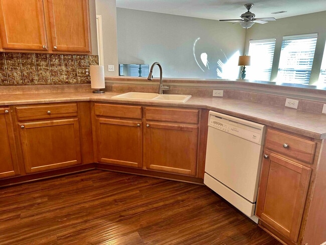 Photo - 12810 Roosevelt Ln Unit SI ID1045088P