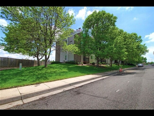 Building Photo - 2725 W 86th Ave