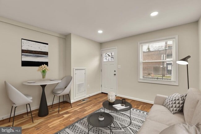 Photo - 4131 Hunt Pl NE Unit A