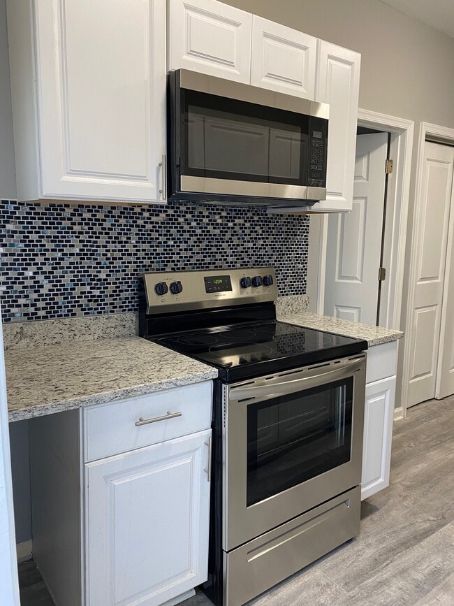 Photo - 2922 Grantley Ave