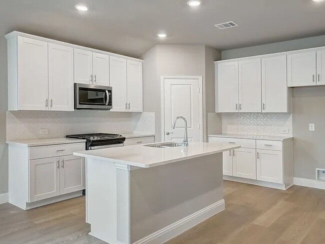 Photo - 1209 Gardendale Holw Ln