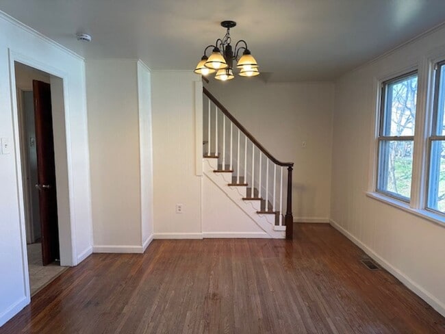 Photo - 219 Redwood St