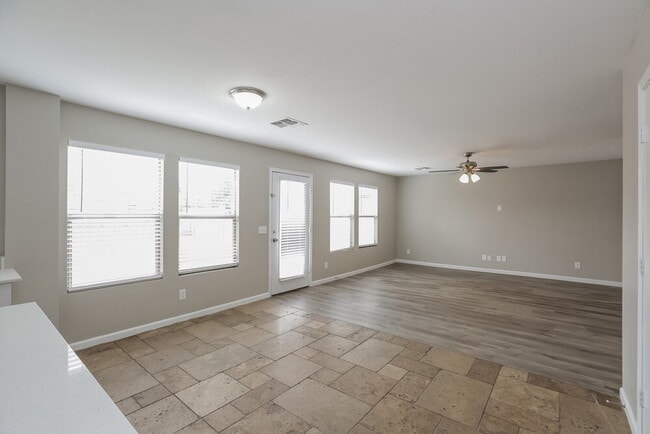 Photo - 3117 W Fremont Rd.