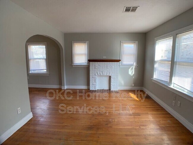 Photo - 3815 N Kentucky Ave