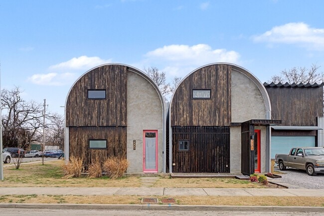 Photo - 2204 Austin Ave