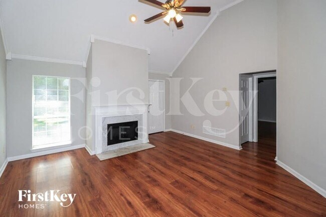 Photo - 5659 Blackburg Dr