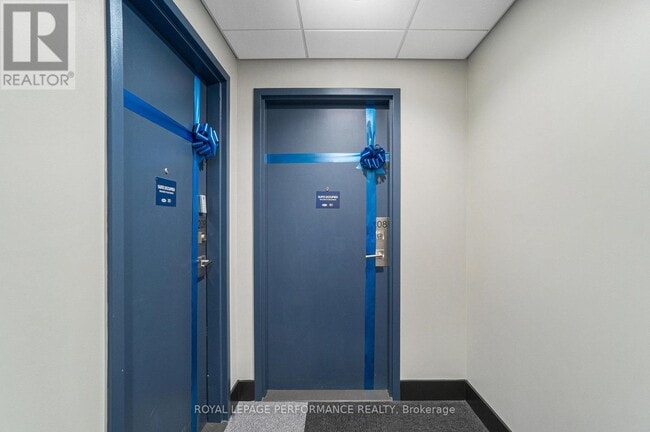 Photo - 397 Codd's Rd Unité 208