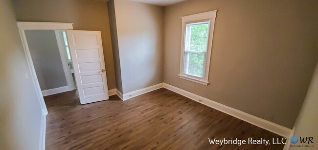 Photo - Very nice!! 3 Bedroom 1.5 Bath House in Ea...