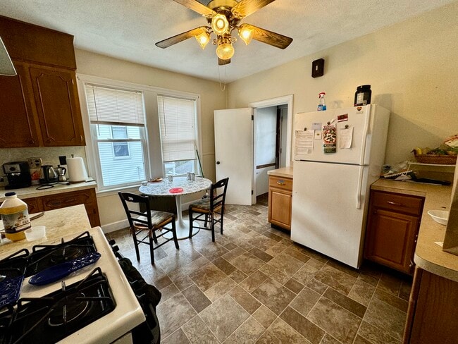 Photo - 54 Clark St Unit 2