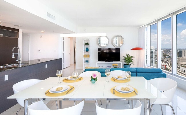 Photo - 485 Brickell Ave Unidad ID1240480P