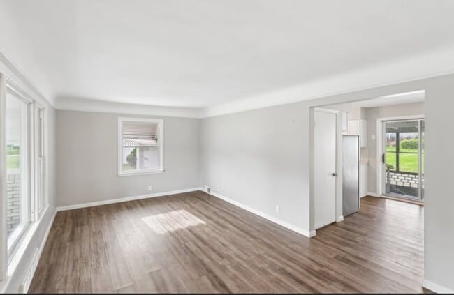 Photo - 3219 W 54th St