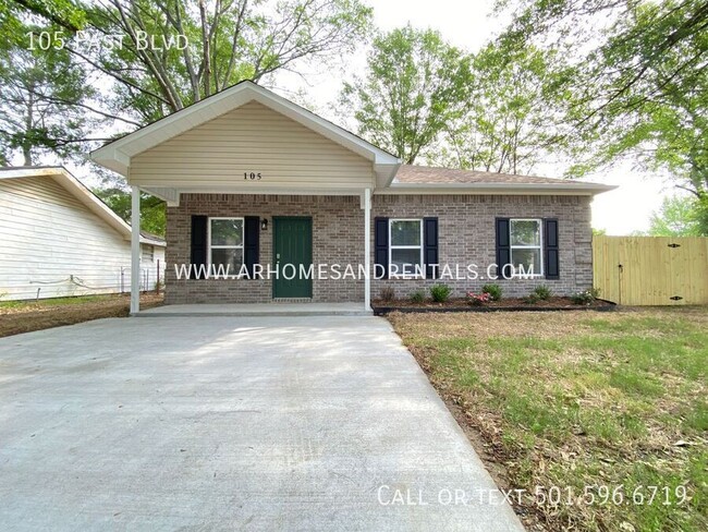 Photo - 105 East Blvd House