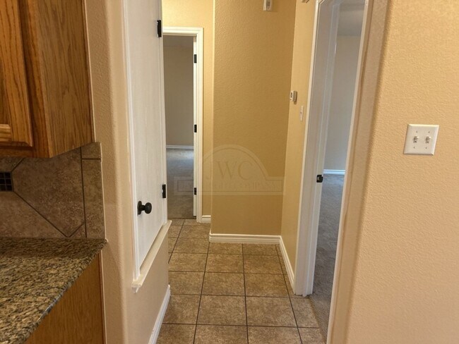 Photo - 4905 Autumn Valley Dr Unit 4905 Autumn Valley Dr B