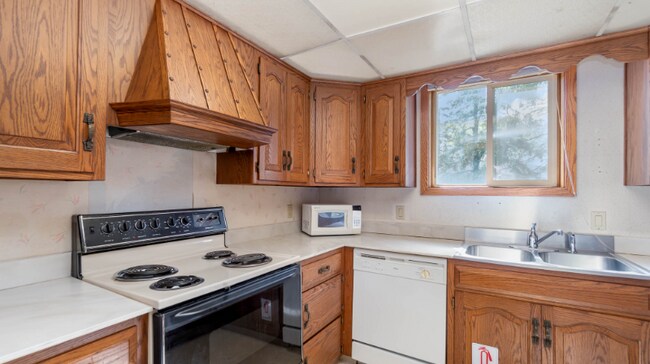 Photo - 1100 W Campus Dr Unit 4