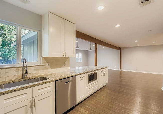 Photo - 5402 Chevy Cir