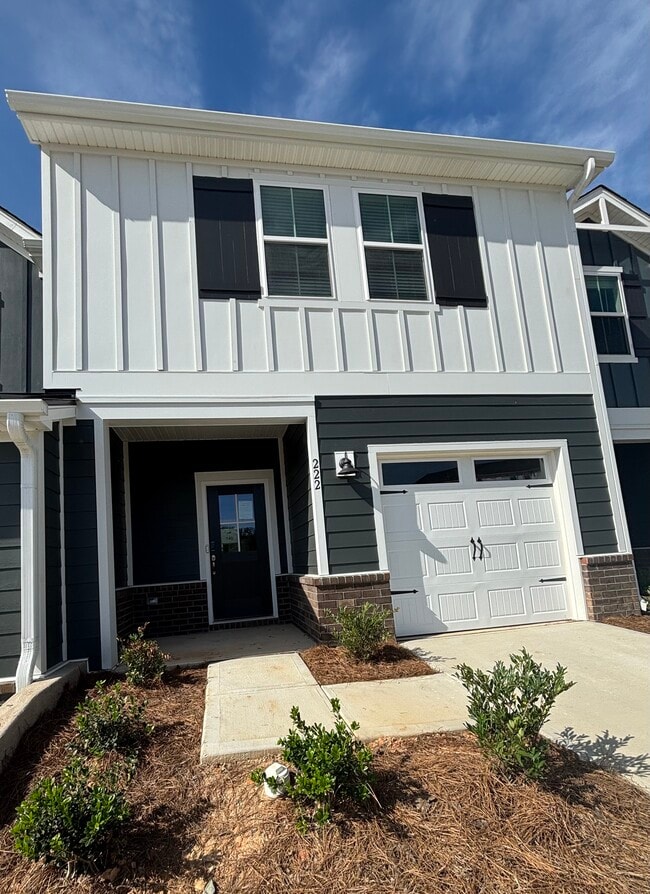 Building Photo - 222 Tiger Lily Dr Rental