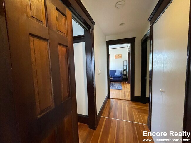 Photo - 56 Hobson St Unit 2