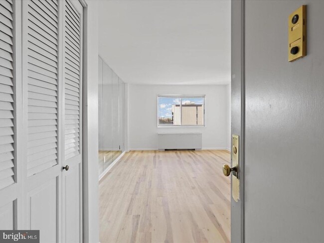 Photo - 5340 Holmes Run Pkwy Unit 1016