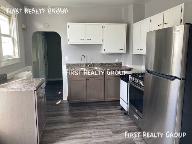 908 Washington-Apt. C