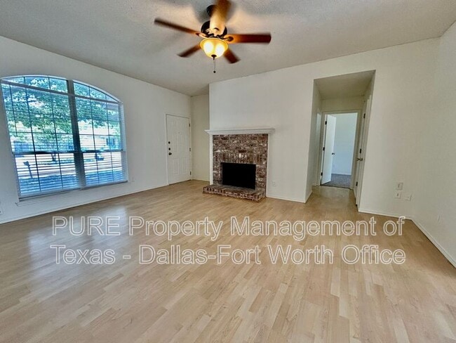 Photo - 824 Blue Ridge Dr