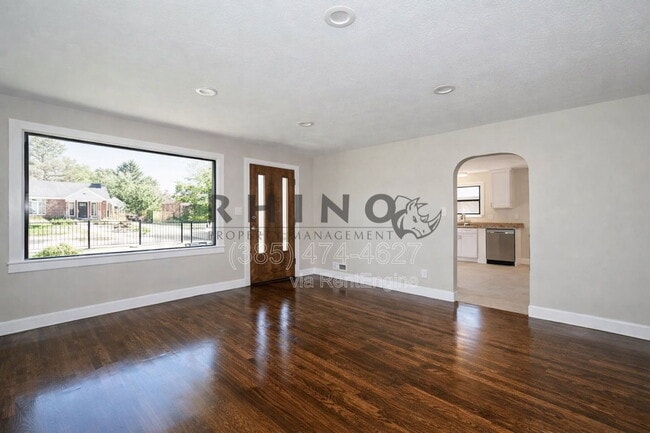Photo - 2118 Preston St