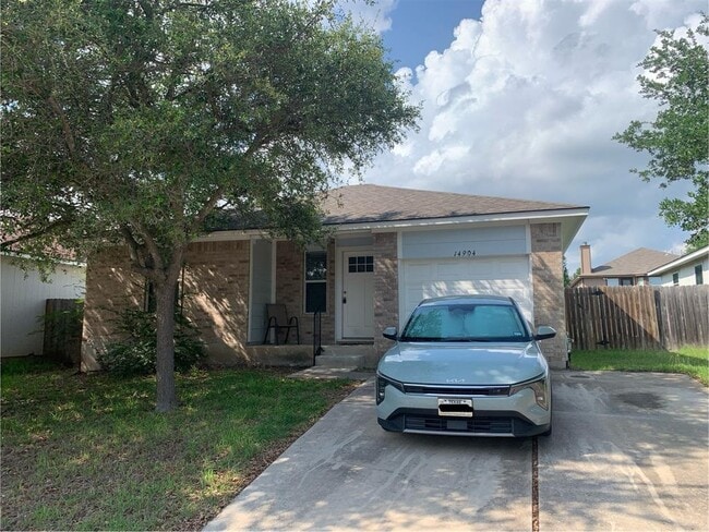 Building Photo - 14904 Mossycup Ln