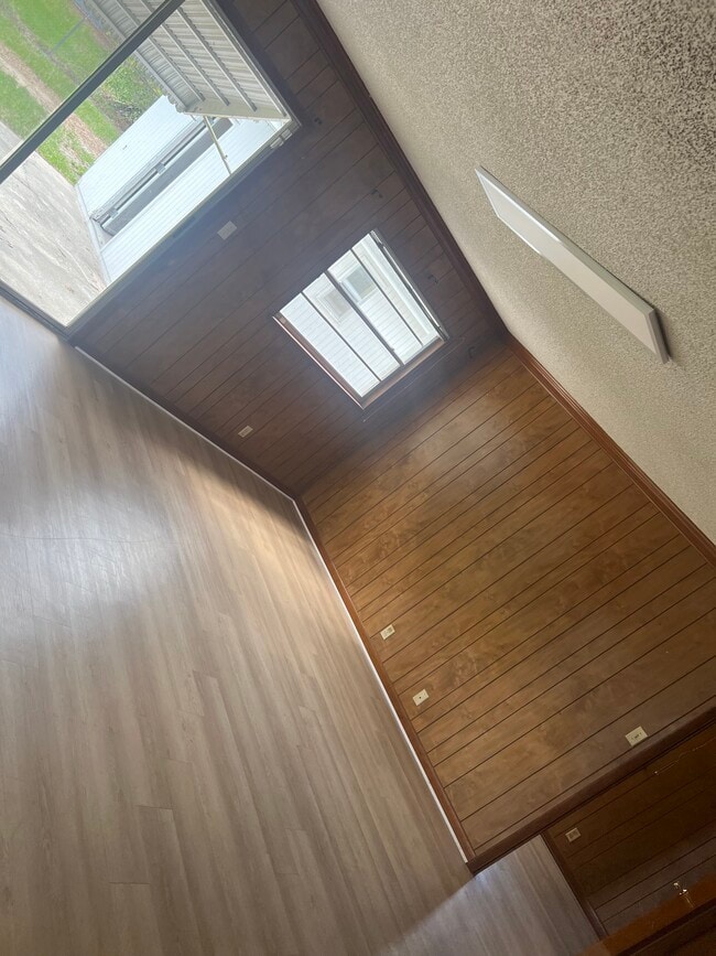 Photo - 2436 Husson Ave