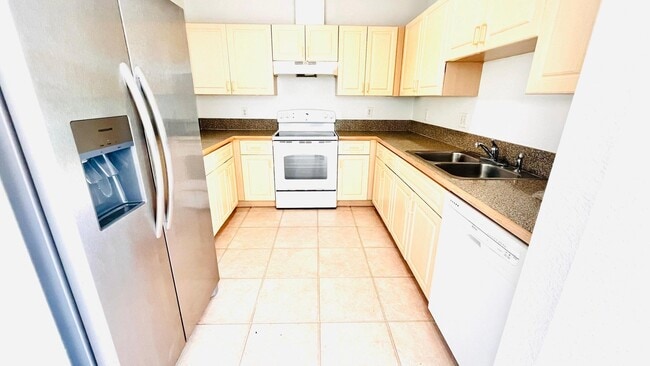Photo - 1436 Hawthorne Pl