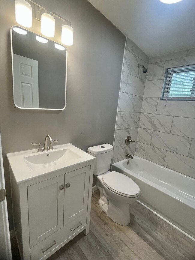 Photo - Spacious 4 bedroom 2 bath house